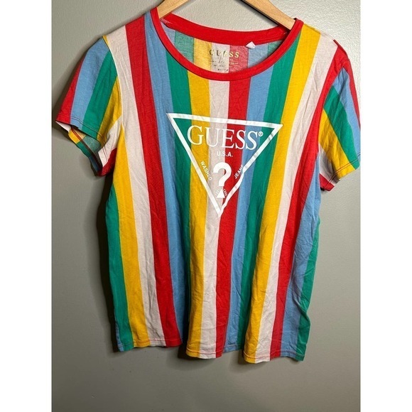 GUESS Striped Multicolor T-Shirt - Size Medium - Picture 1 of 3